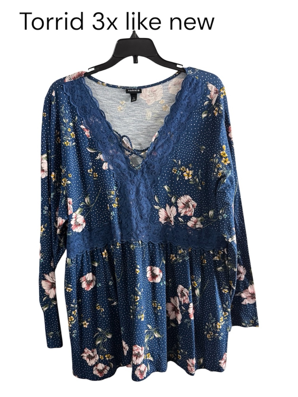 torrid Navy Floral Lace-Trim Peplum Tunic